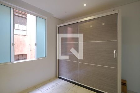 Quarto 1 de apartamento para alugar com 1 quarto, 38m² em São Francisco, Curitiba