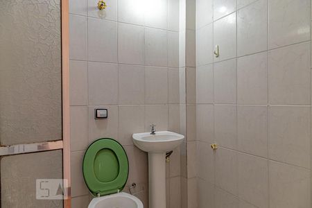 Banheiro de kitnet/studio para alugar com 1 quarto, 31m² em Vila Buarque, São Paulo
