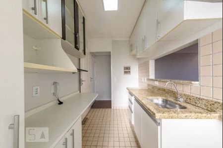 Apartamento à venda com 70m², 2 quartos e 2 vagas Apartamento à venda com 70m², 2 quartos e 2 vagasCozinha
