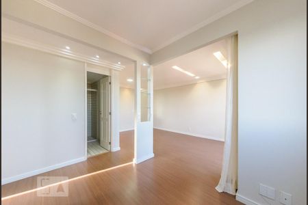 Sala de apartamento à venda com 2 quartos, 70m² em Bonfim, Campinas