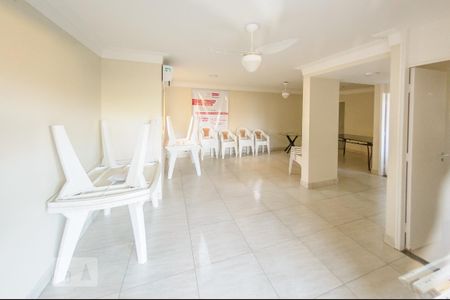 Apartamento à venda com 70m², 2 quartos e 2 vagas Apartamento à venda com 70m², 2 quartos e 2 vagasÁrea Comum - Salão de Jogos