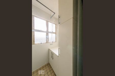 Apartamento à venda com 70m², 2 quartos e 2 vagas Apartamento à venda com 70m², 2 quartos e 2 vagasÁrea de Serviço