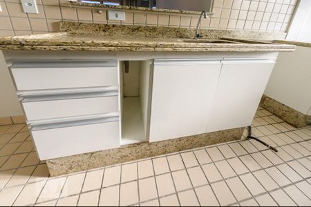 Apartamento à venda com 70m², 2 quartos e 2 vagas Apartamento à venda com 70m², 2 quartos e 2 vagasCozinha