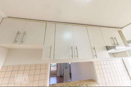 Apartamento à venda com 70m², 2 quartos e 2 vagas Apartamento à venda com 70m², 2 quartos e 2 vagasCozinha