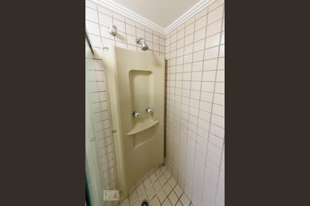 Apartamento à venda com 70m², 2 quartos e 2 vagas Apartamento à venda com 70m², 2 quartos e 2 vagasBanheiro Social