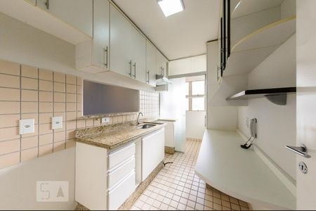 Apartamento à venda com 70m², 2 quartos e 2 vagas Apartamento à venda com 70m², 2 quartos e 2 vagasCozinha