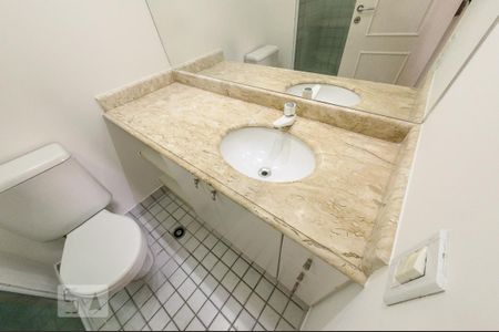 Apartamento à venda com 70m², 2 quartos e 2 vagas Apartamento à venda com 70m², 2 quartos e 2 vagasBanheiro - Suite