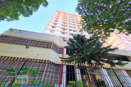 Apartamento à venda com 74m², 2 quartos e 1 vagaFachada