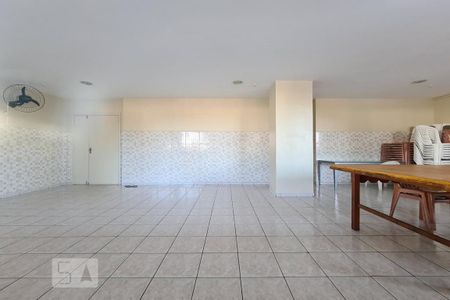 Apartamento à venda com 74m², 2 quartos e 1 vagaÁrea comum - Salão de festas