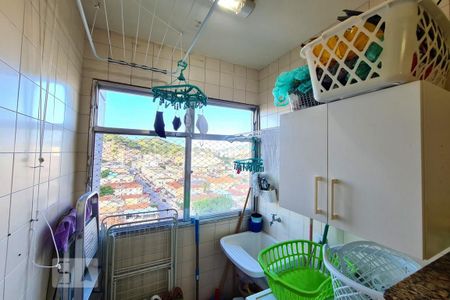 Apartamento à venda com 74m², 2 quartos e 1 vagaÁrea de Serviço