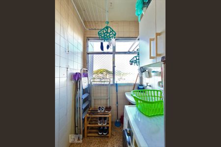 Apartamento à venda com 74m², 2 quartos e 1 vagaÁrea de Serviço