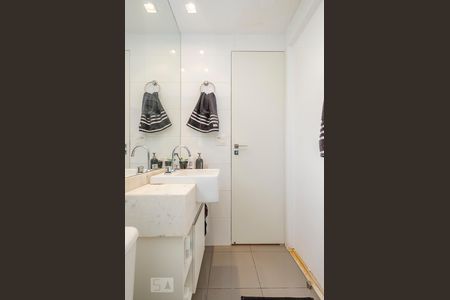 Apartamento para alugar com 104m², 2 quartos e 2 vagasBanheiro da Suíte 2