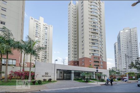 Apartamento para alugar com 104m², 2 quartos e 2 vagasFachada