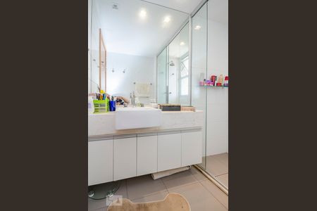 Apartamento para alugar com 104m², 2 quartos e 2 vagasBanheiro da Suíte 1