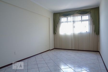 Sala de apartamento para alugar com 3 quartos, 143m² em Jardim Vergueiro, Sorocaba