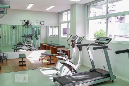 Apartamento à venda com 75m², 3 quartos e 1 vagaAcademia