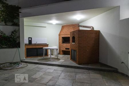 Apartamento à venda com 168m², 3 quartos e 3 vagasChurrasqueira