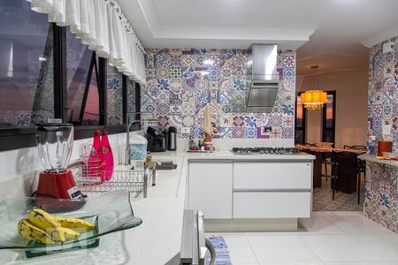 Apartamento à venda com 168m², 3 quartos e 3 vagasCozinha