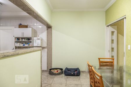 Casa à venda com 350m², 3 quartos e 5 vagasCopa