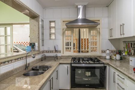 Casa à venda com 350m², 3 quartos e 5 vagasCozinha