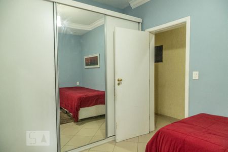Quarto 1 de casa à venda com 3 quartos, 350m² em Vila Costa Melo, São Paulo