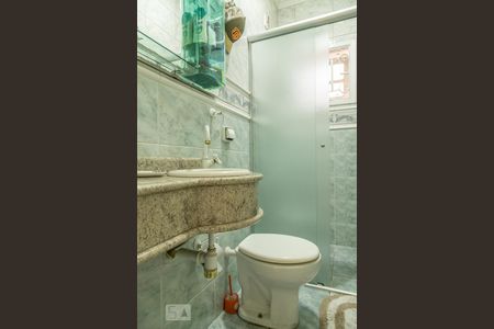 Casa à venda com 350m², 3 quartos e 5 vagasBanheiro 2