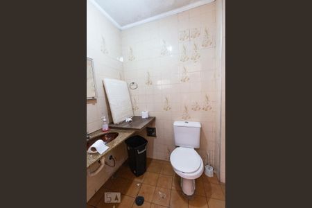 Casa à venda com 400m², 3 quartos e 2 vagasBanheiro 2