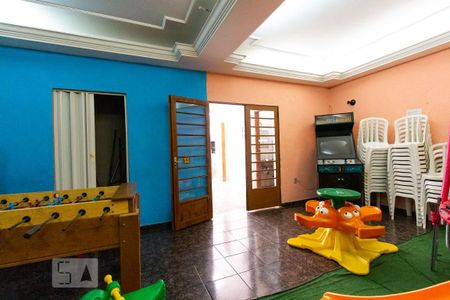 Casa à venda com 400m², 3 quartos e 2 vagasSalão de festas