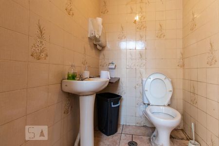 Casa à venda com 400m², 3 quartos e 2 vagasBanheiro 1