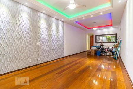 Apartamento à venda com 142m², 2 quartos e 1 vagaSala