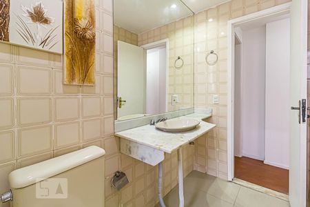 Apartamento à venda com 142m², 2 quartos e 1 vagaBanheiro Social