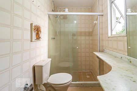 Apartamento à venda com 142m², 2 quartos e 1 vagaBanheiro da Suíte