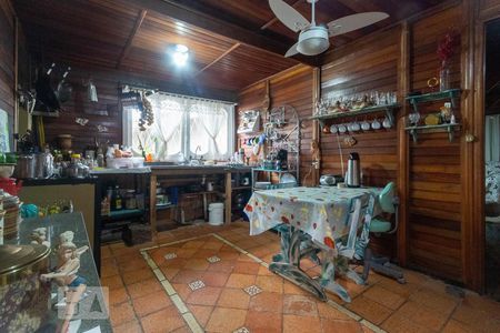 Casa à venda com 300m², 5 quartos e 2 vagasCozinha