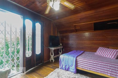 Casa à venda com 300m², 5 quartos e 2 vagasSuíte