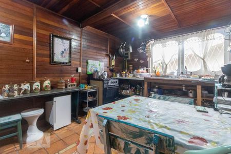 Casa à venda com 300m², 5 quartos e 2 vagasCozinha