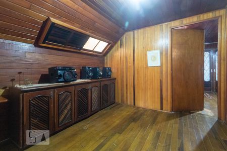 Casa à venda com 300m², 5 quartos e 2 vagasCirculação