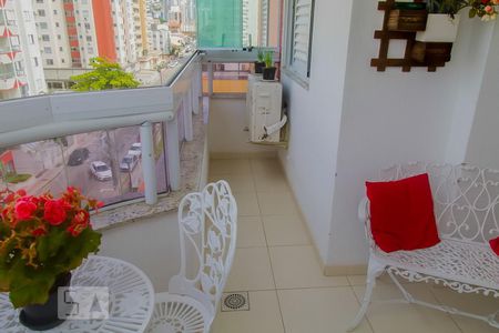 Sacada da Sala de apartamento para alugar com 3 quartos, 120m² em Campinas, São José