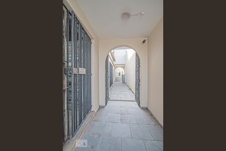 Casa para alugar com 342m², 3 quartos e 2 vagas Casa para alugar com 342m², 3 quartos e 2 vagasCorredor Lateral