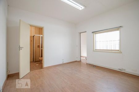 Casa para alugar com 342m², 3 quartos e 2 vagas Casa para alugar com 342m², 3 quartos e 2 vagasSuite