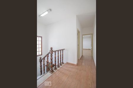 Casa para alugar com 342m², 3 quartos e 2 vagas Casa para alugar com 342m², 3 quartos e 2 vagasHall dos Quartos