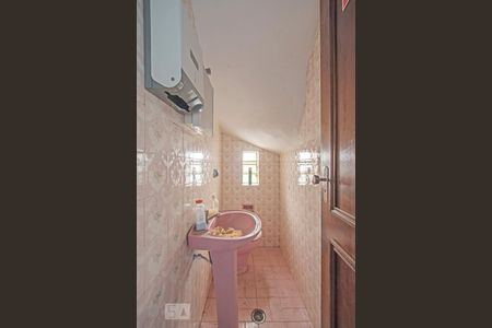 Lavabo de casa para alugar com 3 quartos, 342m² em Vila Congonhas, São Paulo