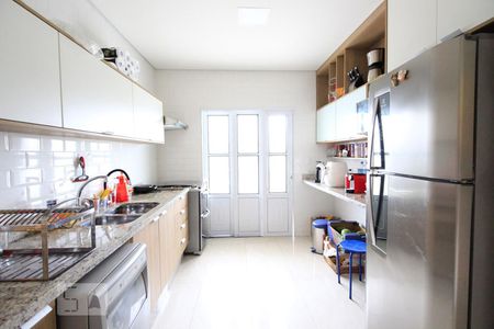 Casa à venda com 145m², 3 quartos e 4 vagasCozinha