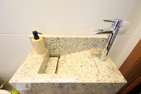 Casa à venda com 145m², 3 quartos e 4 vagasBanheiro da suite - Quarto 3