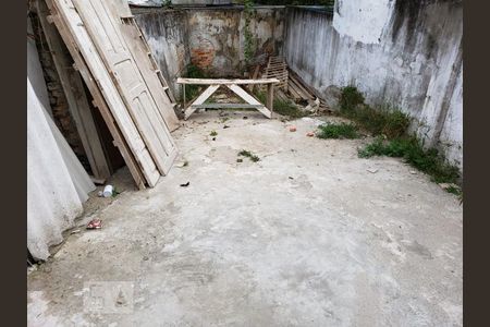 Casa à venda com 145m², 3 quartos e 4 vagasÁrea comum - Fundos