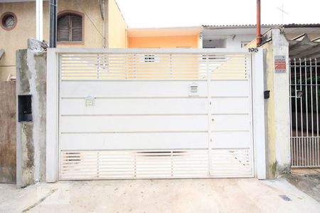 Casa à venda com 145m², 3 quartos e 4 vagasFachada