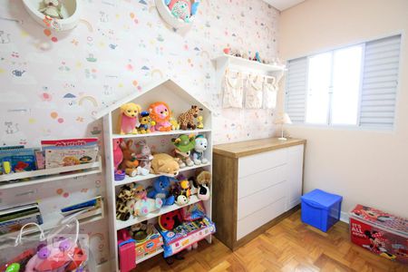 Casa à venda com 145m², 3 quartos e 4 vagasQuarto 2