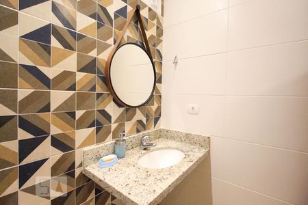 Casa à venda com 145m², 3 quartos e 4 vagasBanheiro Social