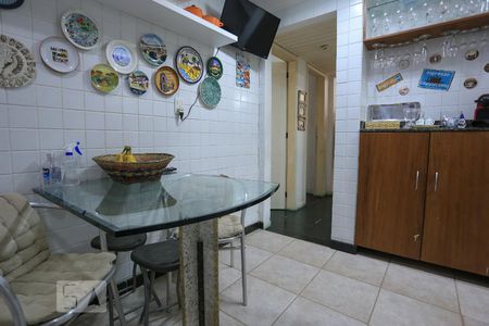 Cozinha de apartamento à venda com 3 quartos, 90m² em Vila Isabel, Rio de Janeiro