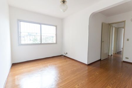 Apartamento à venda com 75m², 3 quartos e 2 vagas Apartamento à venda com 75m², 3 quartos e 2 vagasSala