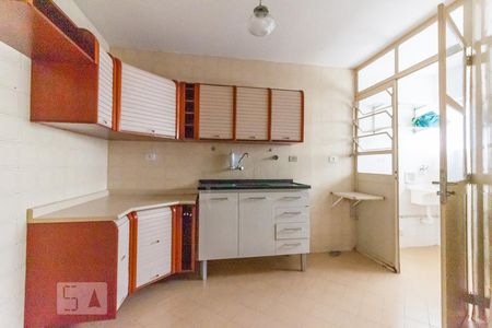 Apartamento à venda com 75m², 3 quartos e 2 vagas Apartamento à venda com 75m², 3 quartos e 2 vagasCozinha